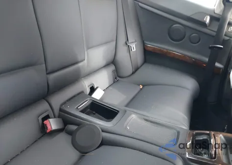 2009 BMW 328 Xi z USA, uszkodzony, nr VIN WBAWC33589PC87926